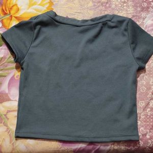 Ribbed Cropped Tee
