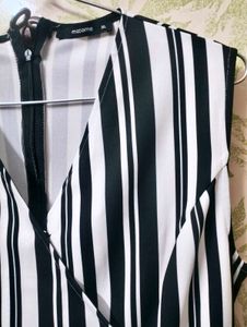 🌚Madame Chic Striped Jumpsuit Dress🌚