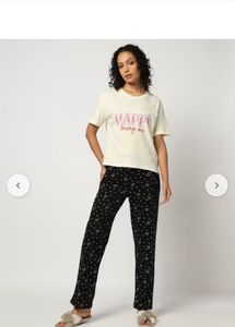 YOUSTA Typographic Print Oversized T-shirt