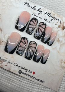 Butterfly Press-On Nails Set