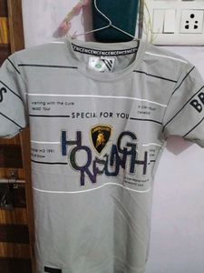 Stylish Grey Graphic Print T-Shirt