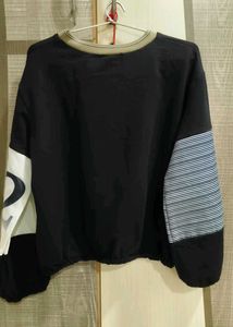 Graphic Print Sweatshirt