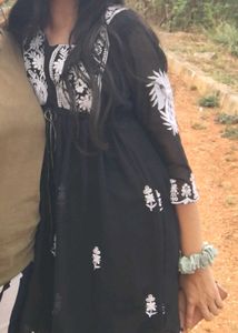 Black Embroidered Kurta