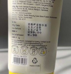 Swiss Beauty Glow Fusion Sunscreen SPF 50