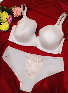 nude beautiful Bra and Panty Set