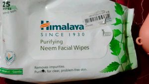 Himalaya Facial Wipes &amp; Roller