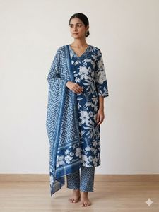 Blue Floral Print Kurta Set with Dupatta