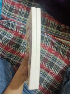 It Ends With Us by Colleen Hoover