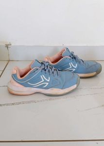 Girl's Blue Sneakers 🌈