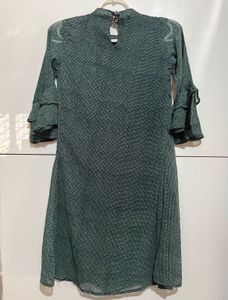 crochet top &amp; green kurta combo