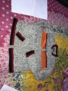 Women Imported Zipper Shrug