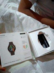 NoiseFit Crew Smartwatch - Black