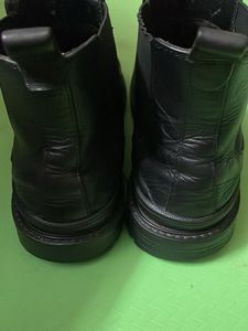 Westside Classic Black Leather Chelsea Boots