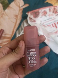 Zudio Cloud Kiss Lip Colour