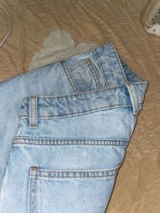 Zara Super High Waisted Straight Jeans