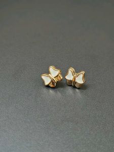 ✨ Elegant Stud Earring Set - 3 Pairs ✨ Free gift