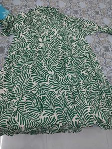 ​H&amp;M Green &amp; White Printed Viscose Shirt Dress