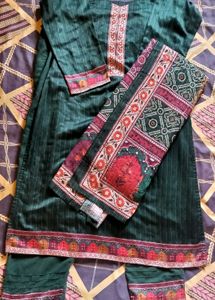 Crepe silk Suit with bandhani dupatta 🌟