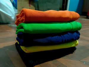 pack off 5 multicolor gym baniyan M size)