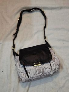 Stylish Snake skin leather Crossbody Bag