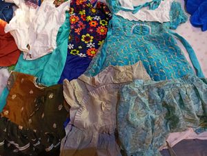 set of 10 kids clothes (2-4 years)