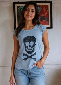 Skull & Crossbones Graphic T-Shirt