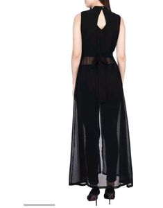black dress