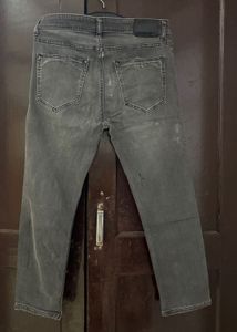 Stylish Gray Jeans