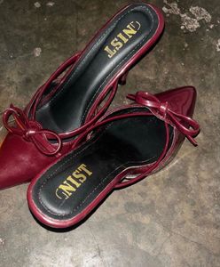 Burgundy Bow Heeled Mules🎀