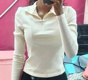Ribbed Collared Zip-Up Long Sleeve Top