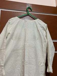 Cream Kurta with Floral Embroidery