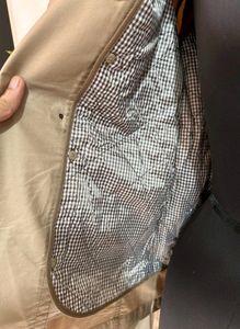 Korean Beige Trench Jacket from Uniqlo.Bust 34-36
