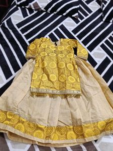 Girls' Yellow & Beige Ethnic Dress