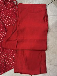 Red kurta set for women
