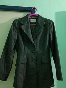 Elegant Mirelle Smart Blazer