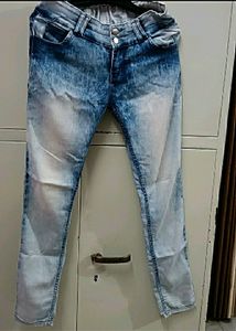 Beautiful Girls Jeans 😍