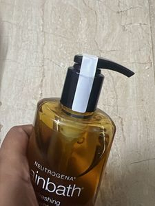 new Neutrogena Rainbath Refreshing Shower Gel
