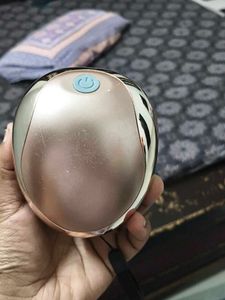 Portable hair massager
