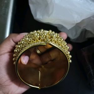 GOLDEN COLOUR ADJUSTABLE  KADA