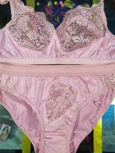 Disha Stylish Bra Penty Set