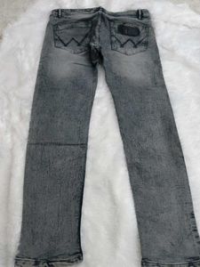 Stylish Grey Washed Jeans