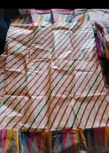NEW Stylish Striped Saree