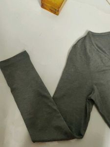 Grey V-Neck Long Sleeve Top🌼✨