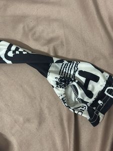 Graphic Print Long Sleeve Crop Top
