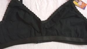 BRA SET OF THREE 3️⃣BEAUTIFUL AND DIFFERENT