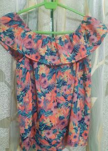 FREE BANIYAN With Floral Off-the-Shoulder Top
