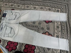 Light Wash Denim Jeans