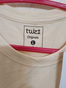 Cream Cropped T-Shirt