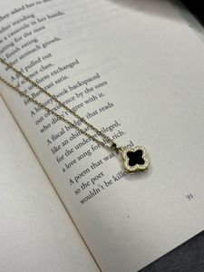 Elegant Clover Necklace