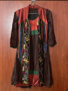 Front Silk Kurta With Georgette Sleeveless Jacket